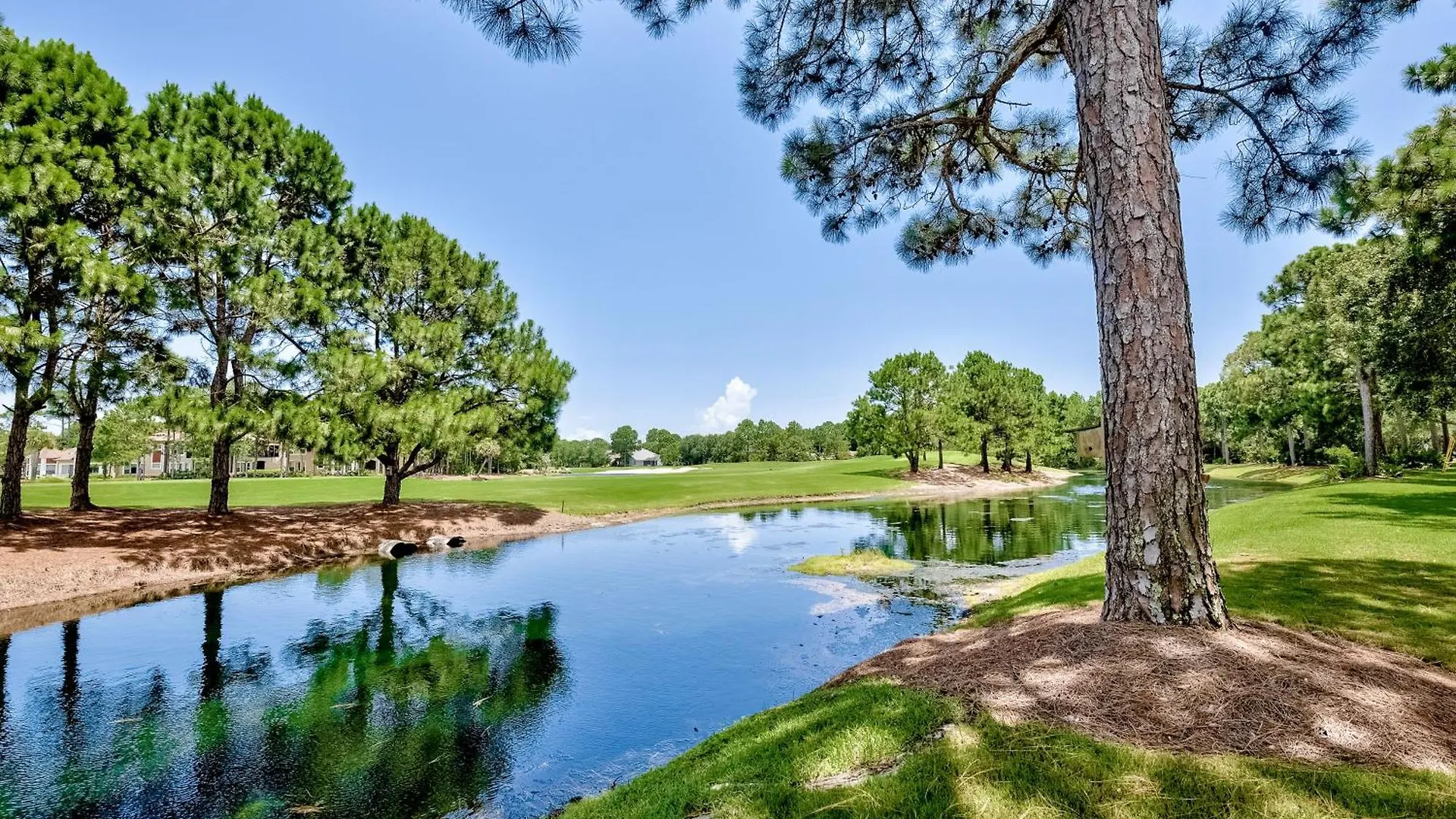Baytowne Wharf - Pilot House #115/#117 Combo Apartment Destin